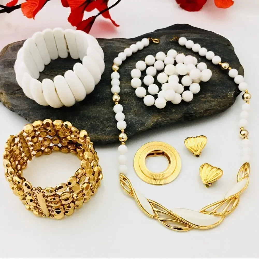 Vintage Bundle White Gold Jewelry lot Necklace Bracelet Earrings 4453